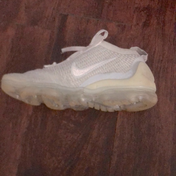 Outgrow them if you want more pictures just let me know - Picture 1 of 6